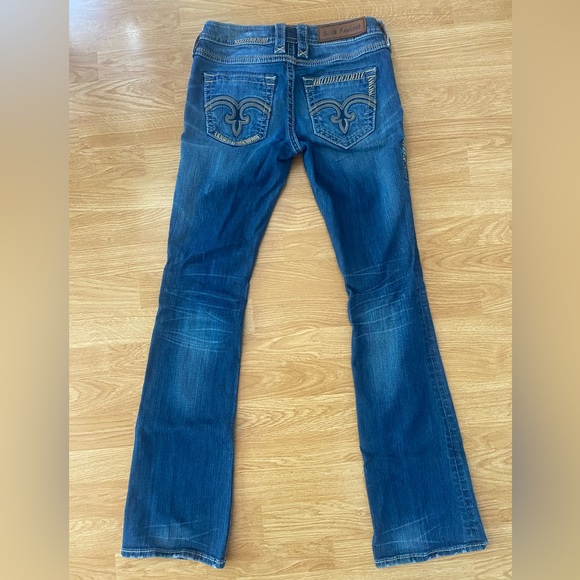Size 26 rock revival jeans. Maybe have been worn once. - Picture 4 of 7